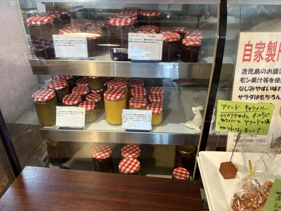 ★「マルグリットカシュカシュ」＠鹿児島県鹿児島市 桃の冷製パスタが有名なガレット＆クレープのお店