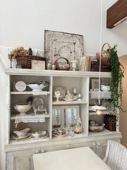 ★「frill(フリル)」名前の通りのかわいいフランスアンティークインテリアが好みのカフェ!@鹿児島県鹿児島市