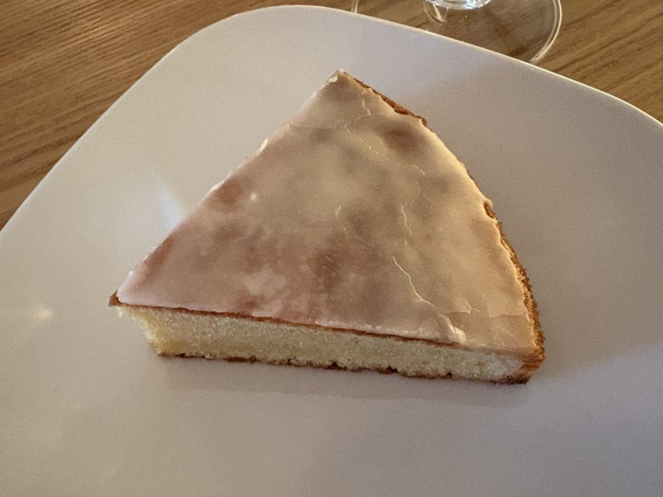 ★謎メニュー「ファラフェル」と「ガトーナンテ」食べてみた！「フロントーサ（Frontosa）」@鹿児島 天文館近く カフェ