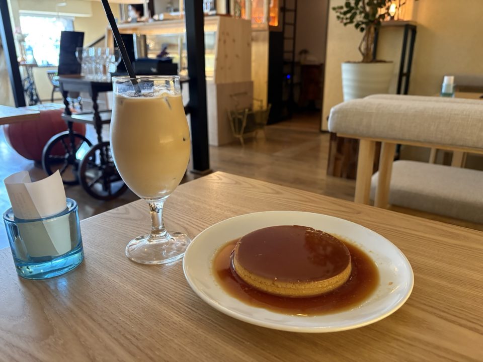 ★この形は初めて！な「プリン」とこのお店の大好きフォカッチャ２種類を楽しみました！「フロントーサ（Frontosa）」@鹿児島 天文館近く カフェ