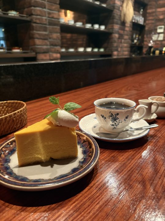 ★何個も食べたくなるケーキと、念願のスープサラダセット！パスタもやはり美味しい！「珈琲 沐草（コーヒーもくそう）/旧鹿児島民芸館」@鹿児島県鹿児島市