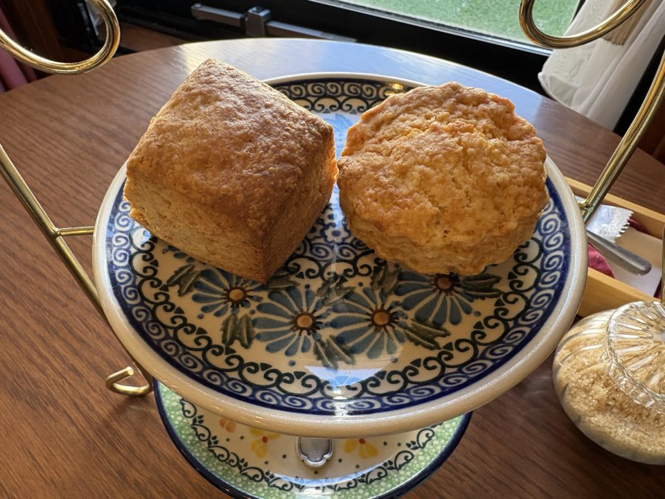 吉祥寺の「ムレスナティー東京」でスコーンフリー&ムレスナティーフリーを堪能!食べ放題メニューでお腹いっぱい!