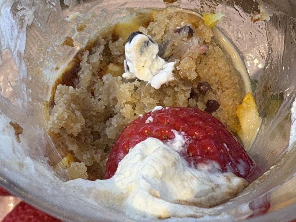 ★数量限定！大人気の苺パフェの季節が今年もやってきた！「Akameru（アカメル）」＠東京都八王子市 ドリンクセット 1月