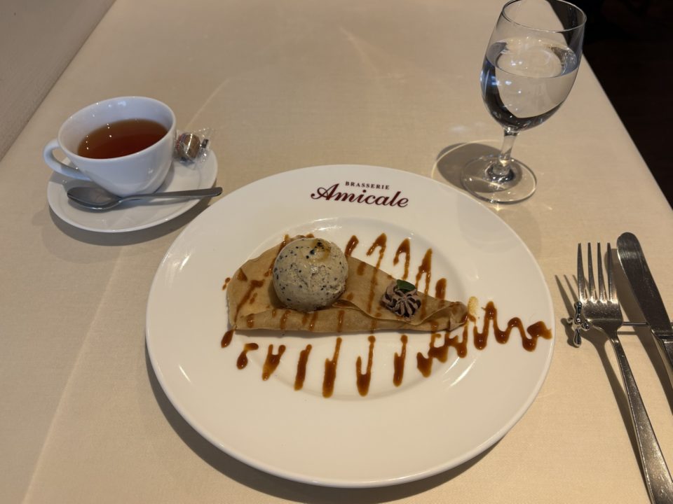 キャラメルブールサレ、蕎麦の花ハチミツ＆トリュフのアイスクリームクレープ！ランチメニュー差額でも食べたい！ブラッスリーアミカル（brasserie amicale）＠東京都立川市