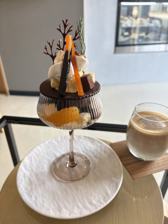 ★バレンタインの季節に食べた限定メニュー!チョコレートのパフェ「Ten coffee and bake(テンコーヒーアンドベイク)」@宮城県多賀城市