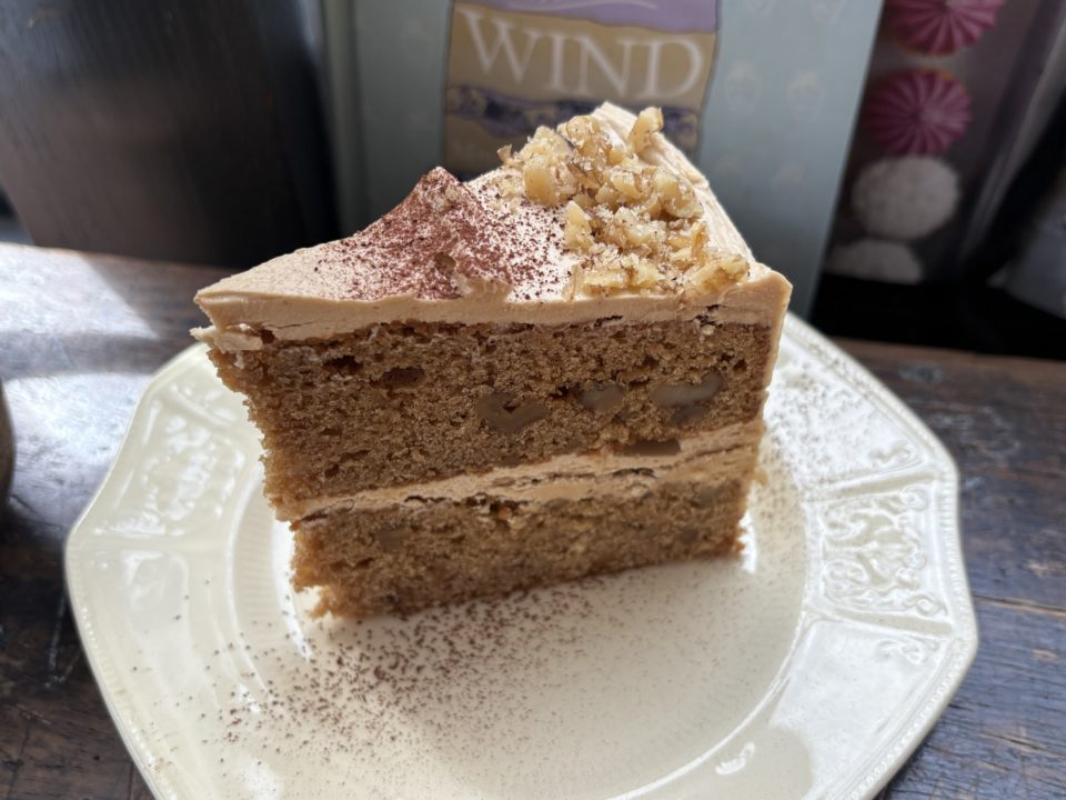 キャロットケーキ・コーヒーとくるみのケーキ・ホットチャイ Northfields（ノースフィールズ）@宮城県仙台市