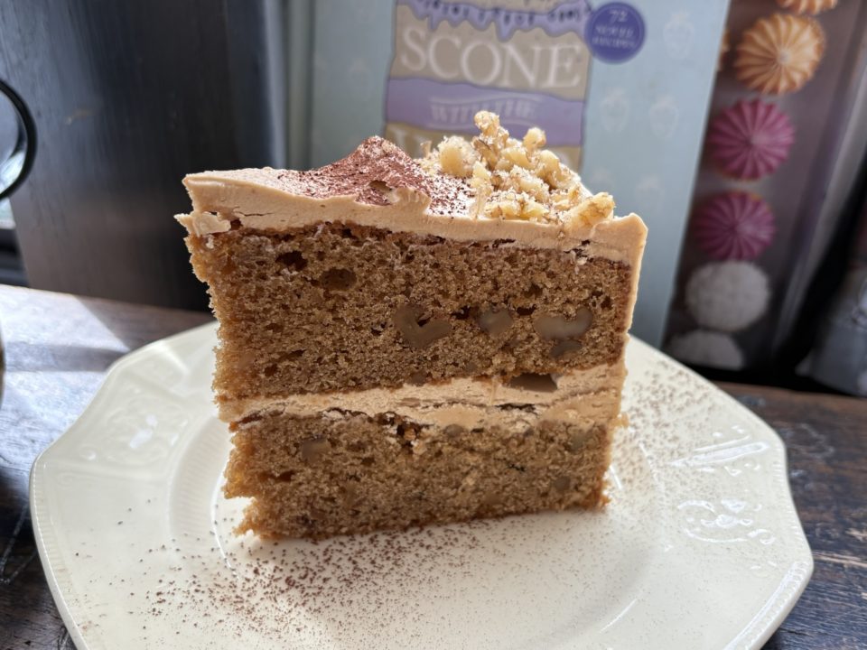 キャロットケーキ・コーヒーとくるみのケーキ・ホットチャイ Northfields（ノースフィールズ）@宮城県仙台市