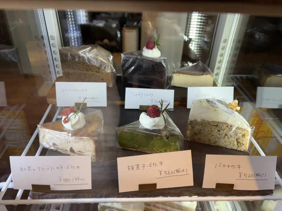 平日限定ランチメニュー＆ケーキ「コーヒーとおやつの店 andMore（アンドモア）」@宮城県塩竃市