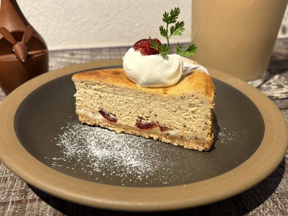 平日限定ランチメニュー＆ケーキ「コーヒーとおやつの店 andMore（アンドモア）」@宮城県塩竃市