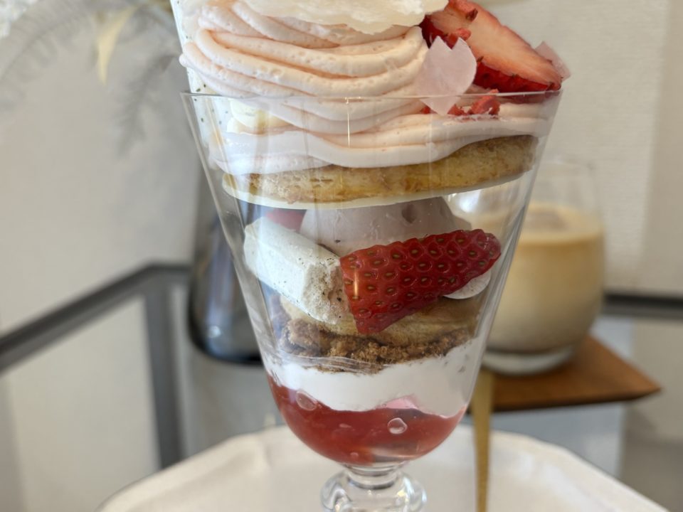 ★桜と苺のスフレどら焼き風パフェ「Ten coffee and bake（テンコーヒーアンドベイク）」＠宮城県多賀城市 3月