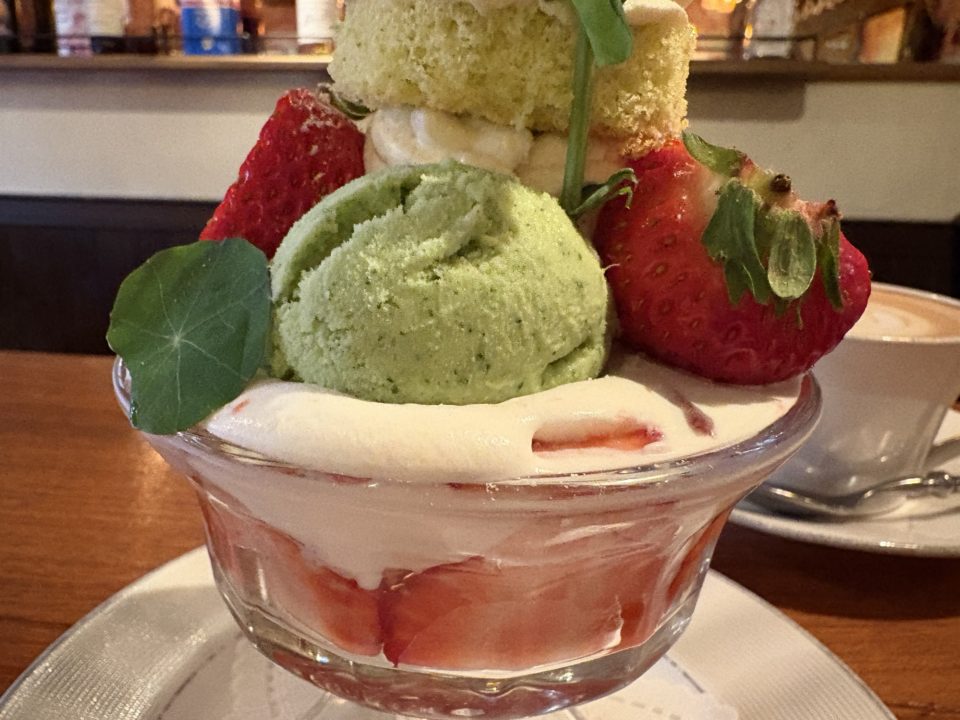 ★苺や桜の限定メニュー「ラツィオのパフェ」 3月 「トラットリアカンパニオ(TRATTORIA Companio)」@宮城県仙台市