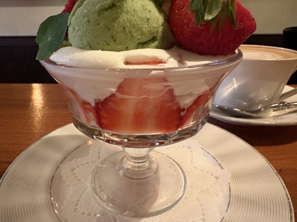 ★苺や桜の限定メニュー「ラツィオのパフェ」 3月 「トラットリアカンパニオ(TRATTORIA Companio)」@宮城県仙台市