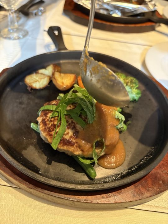 地元の大人気店 グリルダイナー（GRILL DINER)／いろいろ食べられるランチメニューを堪能 鹿児島 天文館