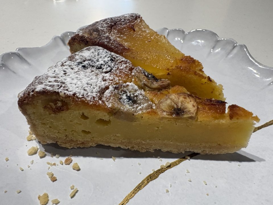 当日分タルトセット/geenie菓子店(ジーニー)@鹿児島 名山 いちご・ショコラモンブラン・バナナ・りんごのタルト バレンタインクッキーバッグも