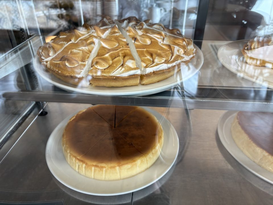 クロックマダム・パリ風ニョッキ・いちじくのパフェ・ポミヨンシードル・ペリエ／Le Roman（ロマン）＠宮城県宮城郡松島町 日本三景