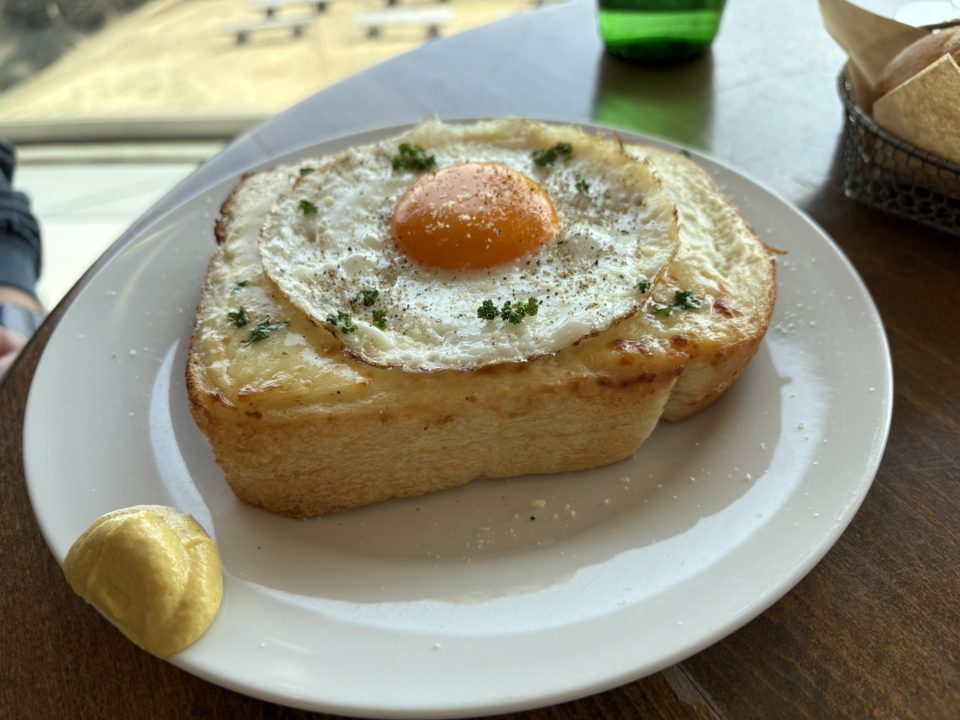 クロックマダム・パリ風ニョッキ・いちじくのパフェ・ポミヨンシードル・ペリエ／Le Roman（ロマン）＠宮城県宮城郡松島町 日本三景