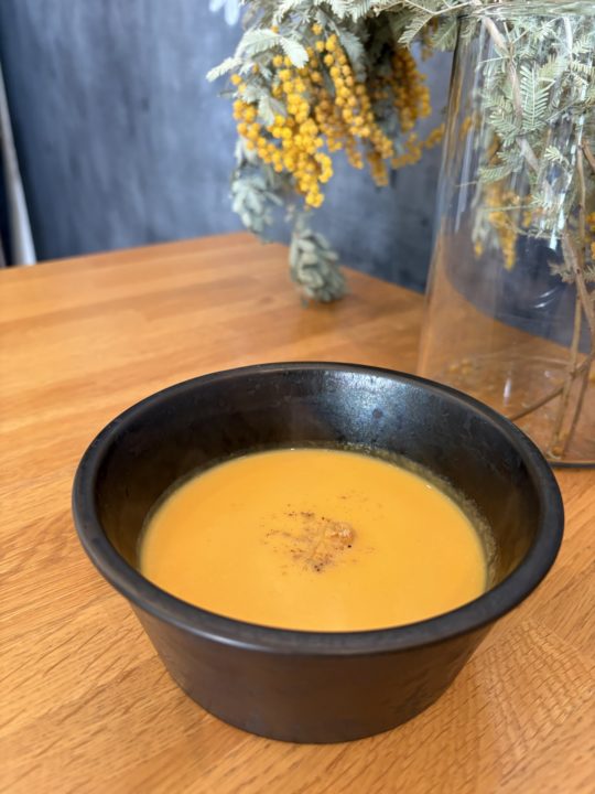 限定メニュー！苺とホワイトチョコのパルフェ・ミートパイのプレート／ククルクク（CUCURUCUCU）@鹿児島県鹿児島市 ランチ 写真