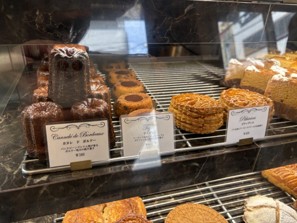 サバランバニーユ・ロレーヌ・ポンヌフ／PATISSERIE LAISSEZ VIBRER（パティスリーレセヴィブレ）」＠宮城県仙台市 VIRON・オーボンビュータン出身パティシエのお店 ケーキ 焼き菓子