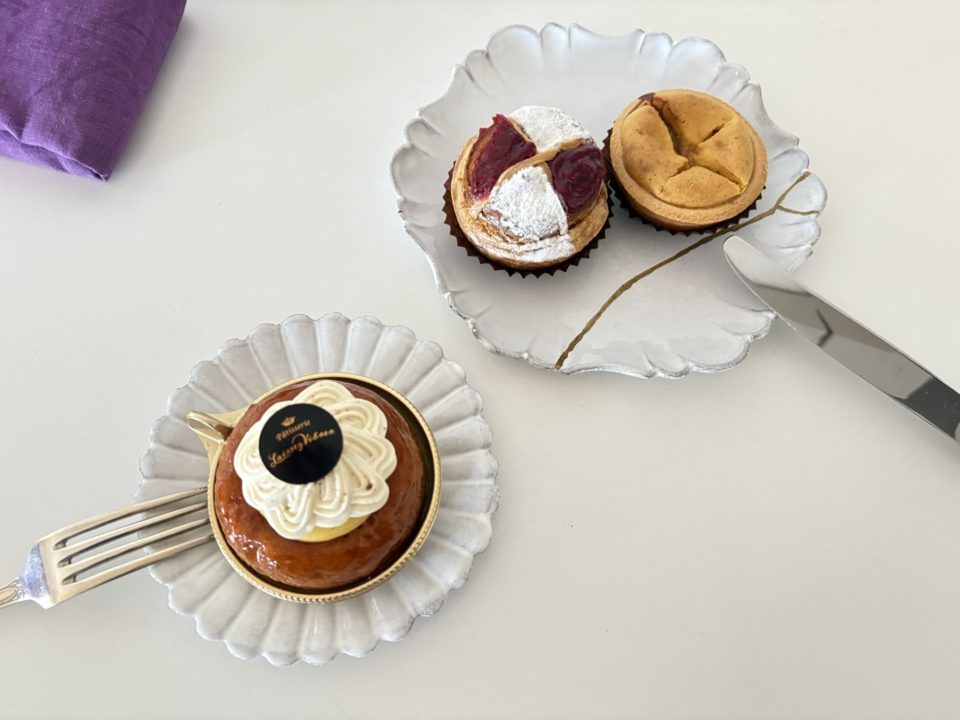 サバランバニーユ・ロレーヌ・ポンヌフ／PATISSERIE LAISSEZ VIBRER（パティスリーレセヴィブレ）」＠宮城県仙台市 VIRON・オーボンビュータン出身パティシエのお店 ケーキ 焼き菓子 写真