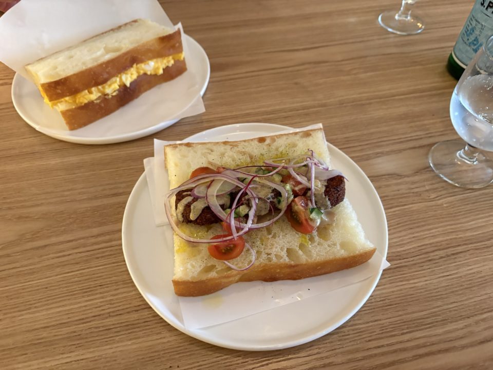 ファラフェルサンド＆たまごサンドと、フォカッチャ以外もおいしい！／フロントーサ（Frontosa）@鹿児島 カフェ 2月 ペリエ