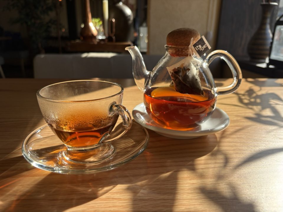 始まったばかりの苺のパフェが安いし美味しい！／フロントーサ（Frontosa）@鹿児島 カフェ 3月 イングリッシュローズティーもポットで